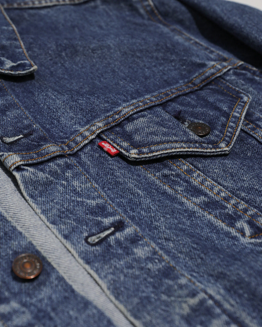 VINTAGE LEVI'S BLUE DEMIN TRUCKER JACKET