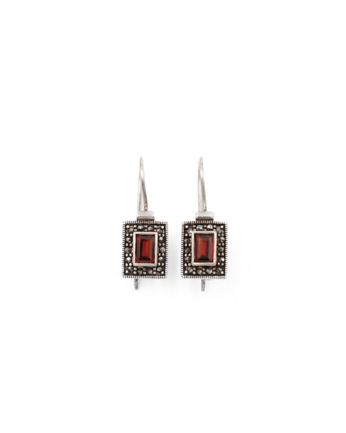VINTAGE GARNET STERLING SILVER RECTANGLE EARRINGS