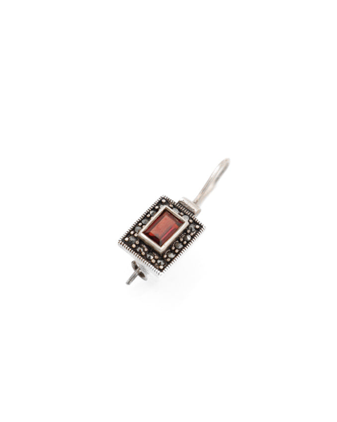 VINTAGE GARNET STERLING SILVER RECTANGLE EARRINGS
