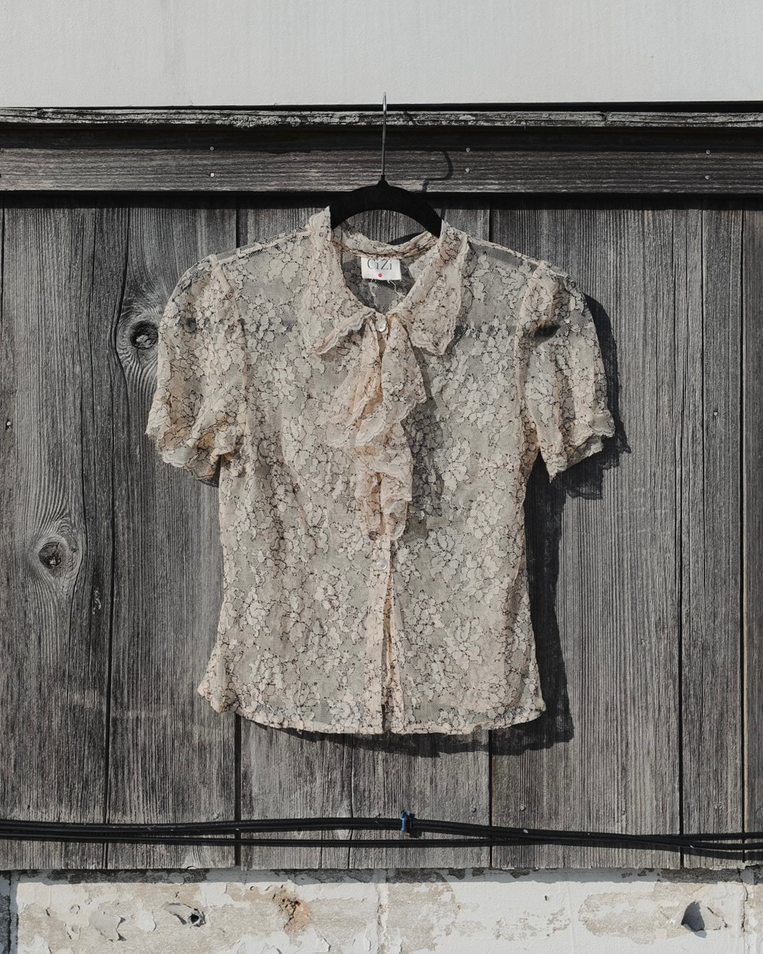 Vintage CiZi lacy button up blouse